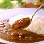 行列のできるカレー店「クラクラ」